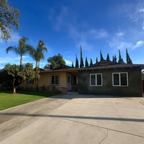 5035 Hallmark St in Riverside, CA - Building Photo