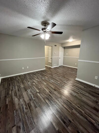 Cedars Apartments in Cedar Hill, TX - Foto de edificio - Building Photo