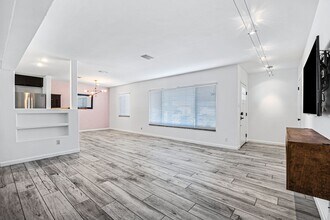 6829 E Almeria Rd in Scottsdale, AZ - Building Photo - Building Photo