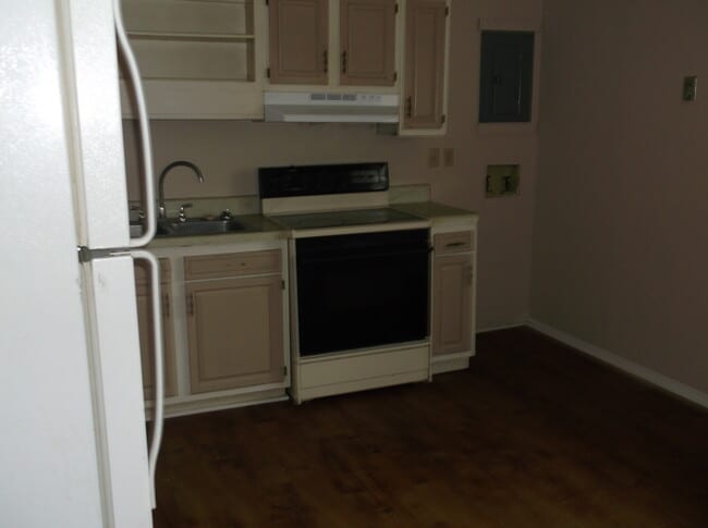 2718 Florence Dr in Hopkinsville, KY - Building Photo - Building Photo