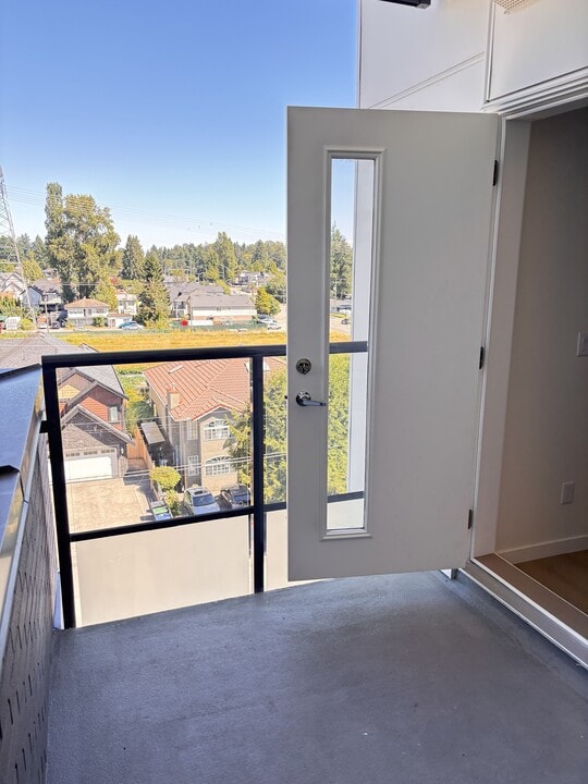 10829-10140 140 St in Surrey, BC - Building Photo