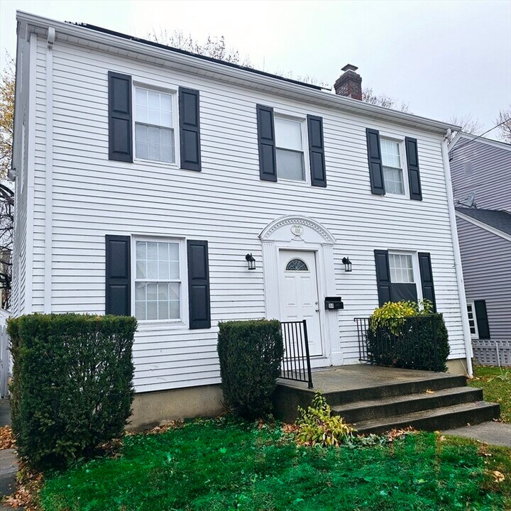 184 Canton St in Providence, RI - Foto de edificio