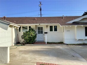 11959 Salem Dr in Los Angeles, CA - Building Photo - Building Photo