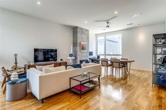 2706 Throckmorton St in Dallas, TX - Building Photo - Building Photo