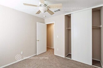 653 Salt Flats Cir in Henderson, NV - Building Photo - Building Photo