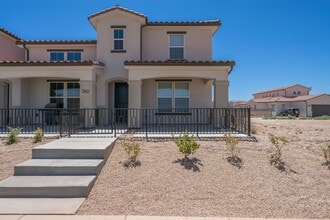 740 W Sunfire Ln in Saint George, UT - Building Photo - Building Photo