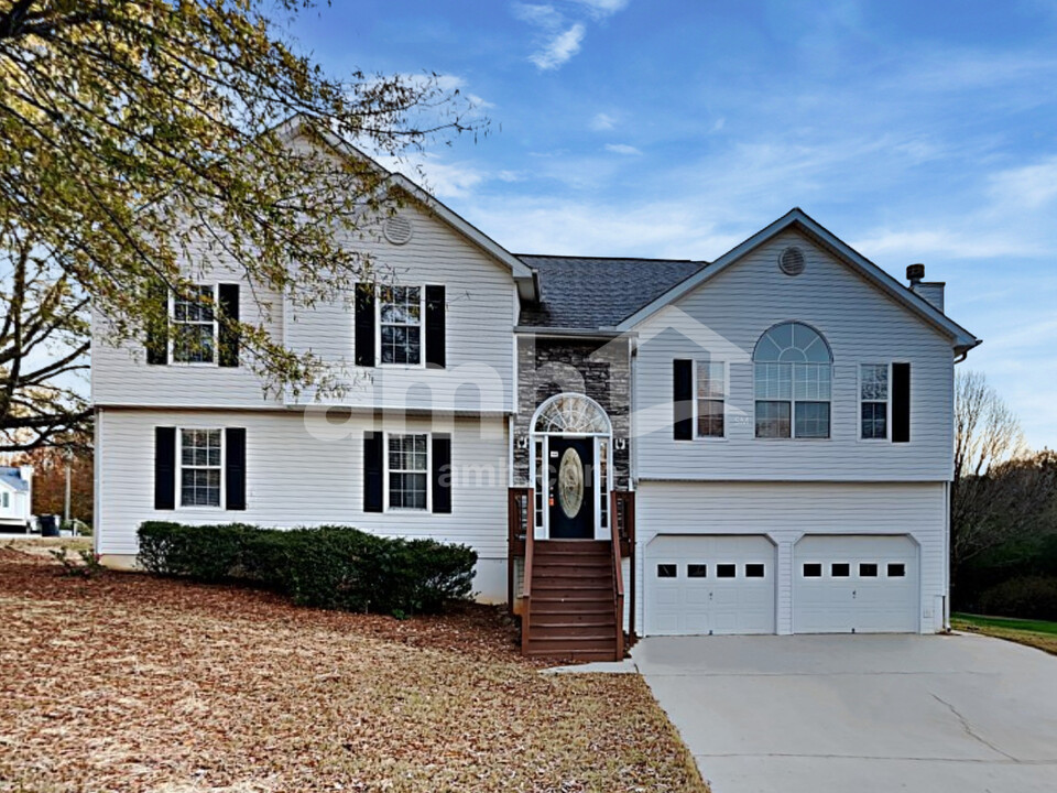 235 Taylors Farm Dr in Canton, GA - Building Photo