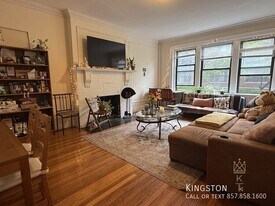 31 Park St in Brookline, MA - Building Photo