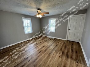 80 Charlotte St in Lockport, NY - Building Photo - Building Photo