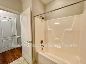 206 Fountainhead Ln in Fayetteville, NC - Building Photo - Building Photo