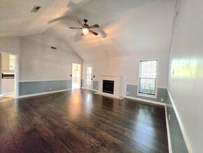 160 Pinnacle Ct in Sumter, SC - Building Photo - Building Photo