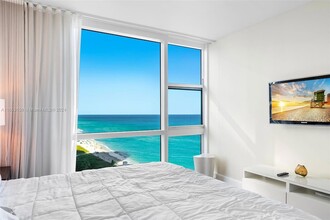 6801 Collins Ave, Unit 1215 in Miami Beach, FL - Building Photo - Building Photo