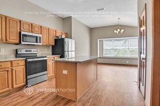 10411 Myakka Dr in Clermont, FL - Foto de edificio - Building Photo