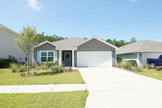 334 This Way in Freeport, FL - Building Photo - Building Photo