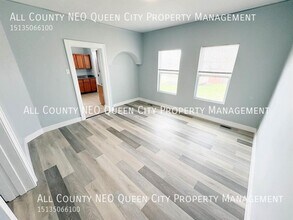 115 Livingston Ave in Dayton, OH - Building Photo - Building Photo