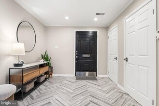 2729 Unicorn Ln NW in Washington, DC - Building Photo - Building Photo