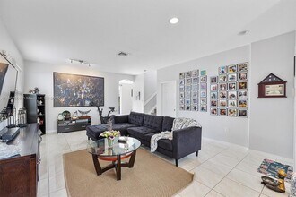 1431 SE 18th Terrace in Homestead, FL - Building Photo - Building Photo