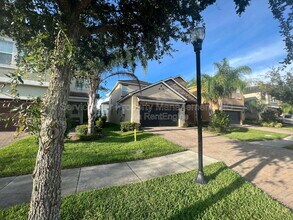 939 Terra Vista St in Brandon, FL - Building Photo - Building Photo