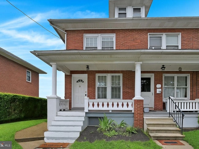 50 Cacoosing Ave