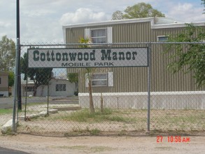 Cottonwood Manor Mobile Park - 65 Space in Tucson, AZ - Building Photo - Building Photo