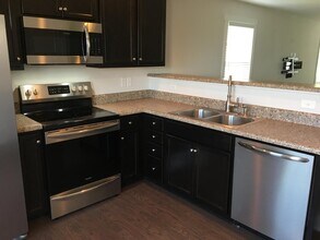 27 Harrelson Ln in Fletcher, NC - Building Photo - Building Photo