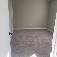302 Kentucky Dr in Garner, NC - Building Photo - Building Photo