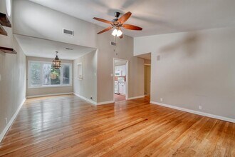 1404 Juliet St in Austin, TX - Building Photo - Building Photo