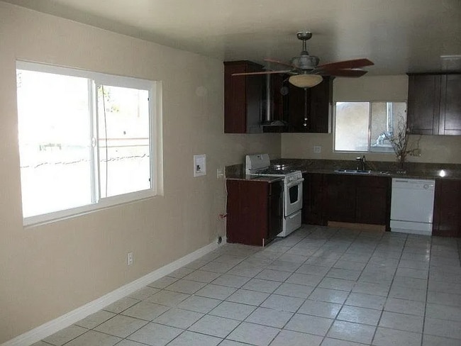 26001 Juanita St in Loma Linda, CA - Building Photo - Building Photo