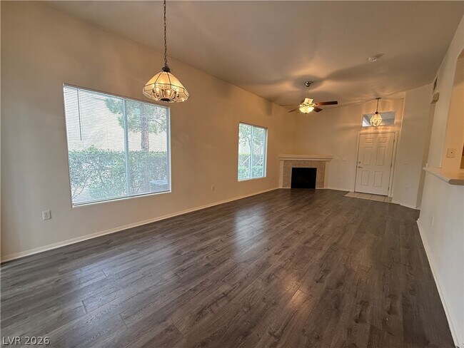 10630 Calico Mountain Ave in Las Vegas, NV - Building Photo - Building Photo