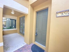 12856 Salomon Cove Dr in Windermere, FL - Building Photo - Building Photo