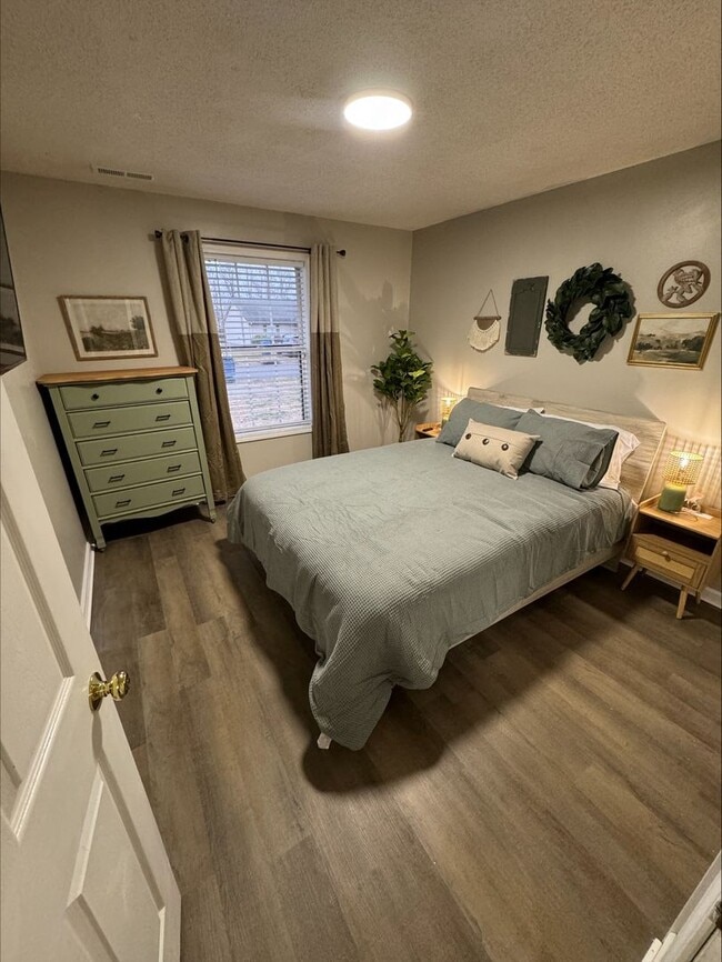 913 Bagwell Dr in Murray, KY - Building Photo - Building Photo