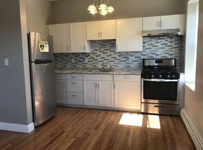 338 Warren St-Unit -CC4 in Boston, MA - Building Photo - Building Photo