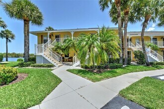 1175 Mainsail Dr in Naples, FL - Building Photo - Building Photo