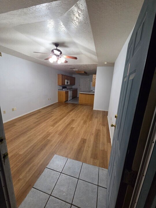 600 S Abilene Ave in Portales, NM - Building Photo