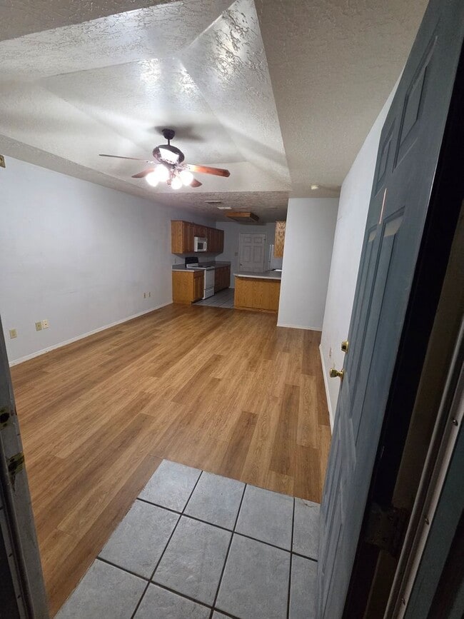 property at 600 S Abilene Ave