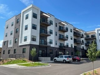 The Oscar Senior Apartments in Madison, WI - Foto de edificio