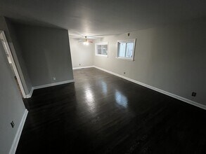 3445 Allison Way in Louisville, KY - Building Photo - Building Photo