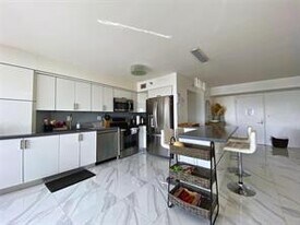 3582 Mystic Pointe Dr in Aventura, FL - Building Photo