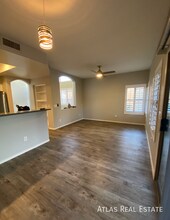 2040 N 106th Ave in Avondale, AZ - Building Photo - Building Photo