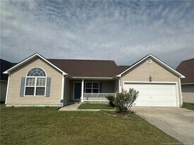 2532 Cameron Woods Ln in Fayetteville, NC - Building Photo