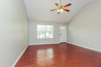 506 Gammon Ln in La Vergne, TN - Building Photo - Building Photo