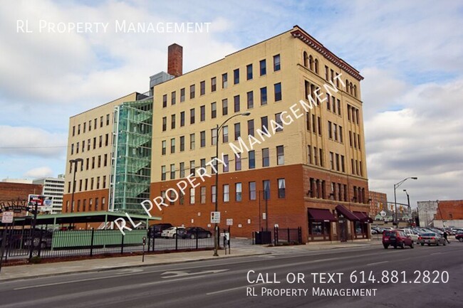 150 E Main St in Columbus, OH - Foto de edificio - Building Photo