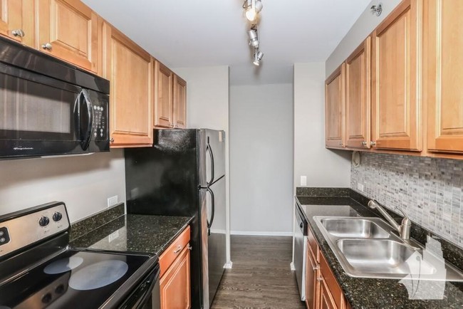 property at 4334 N Hazel St
