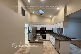 4439 Diamond Cir W in Sarasota, FL - Building Photo - Building Photo