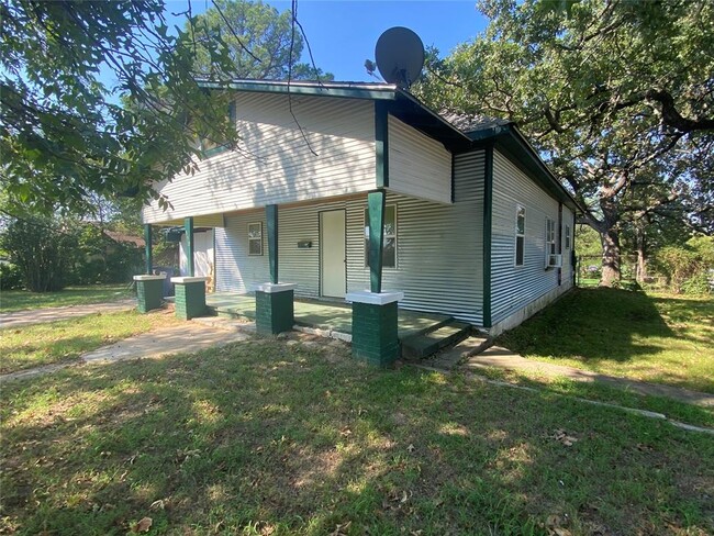 property at 339 N 7th St