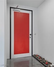 200 Hoover Ave in Las Vegas, NV - Building Photo - Building Photo