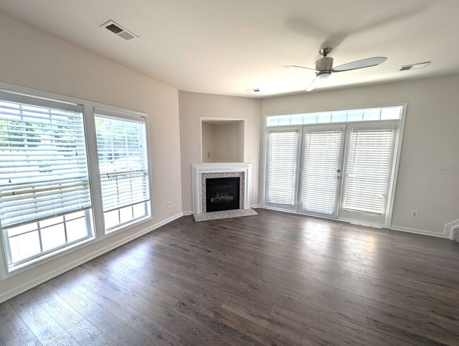 8314 Carob Tree Ln in Charlotte, NC - Building Photo - Building Photo