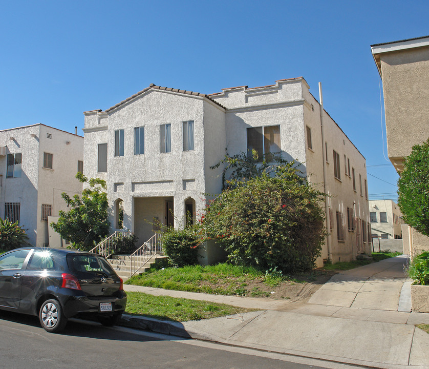 347 N Stanley Ave in Los Angeles, CA - Foto de edificio