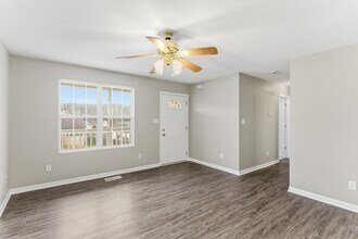 2806 Wendi Ann Dr in Knoxville, TN - Building Photo - Building Photo