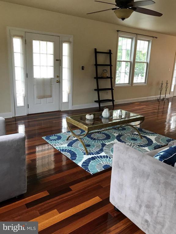 2022 S Glebe Rd in Arlington, VA - Building Photo - Building Photo